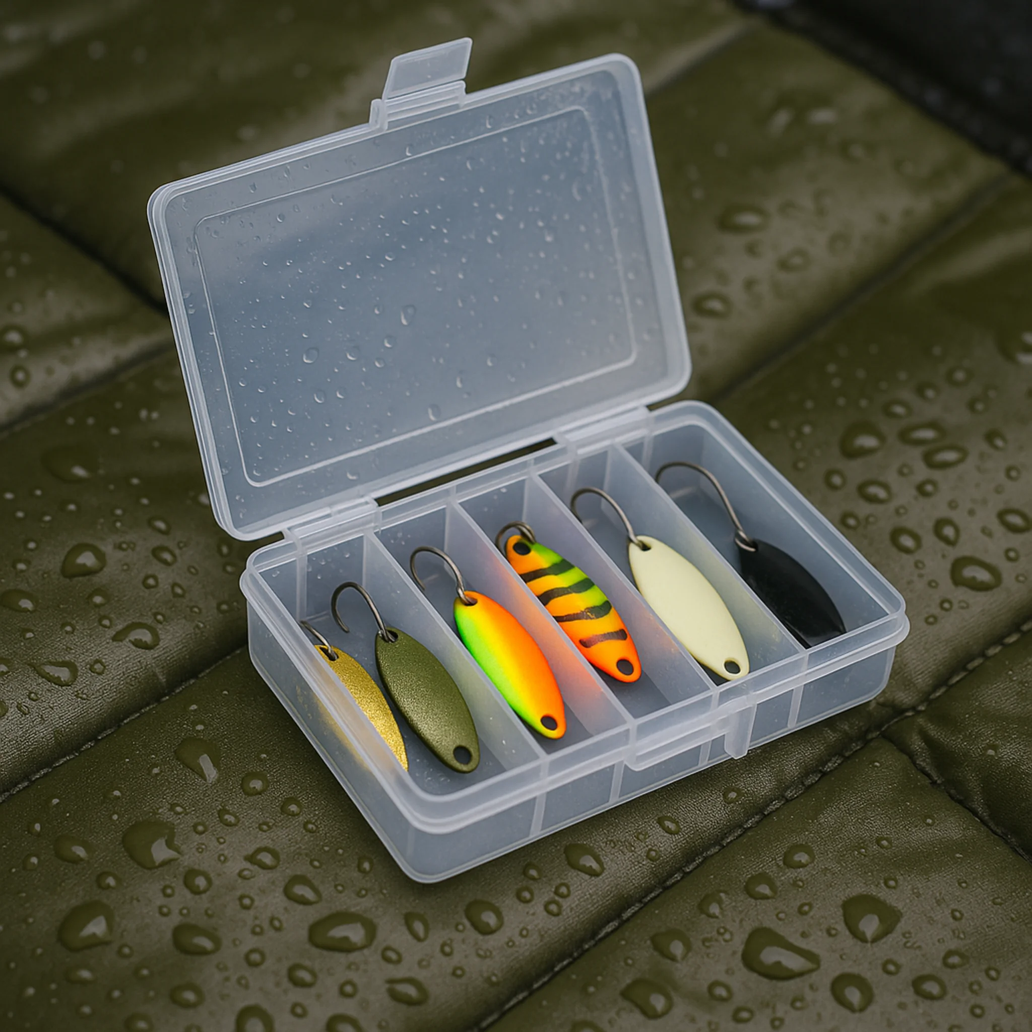 Auswahl an Forellen Spoons in Spoonbox – passende Spoons für verschiedene Bedingungen auswählen